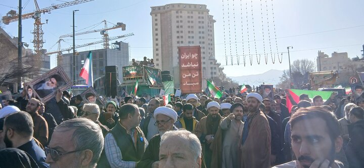 تصاویر راهپیمایی مردم مشهد در محکومیت اقدامات اغتشاش گران