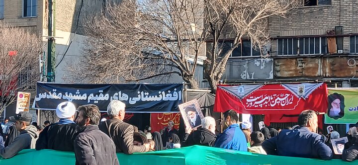 تصاویر راهپیمایی مردم مشهد در محکومیت اقدامات اغتشاش گران