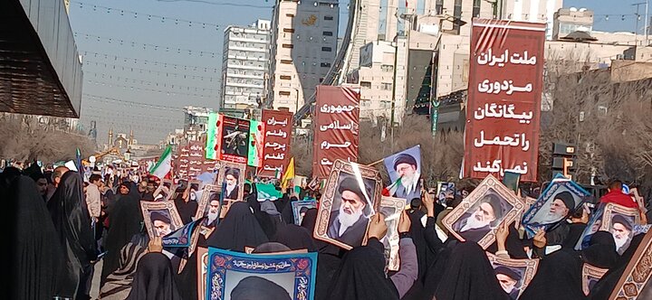 تصاویر راهپیمایی مردم مشهد در محکومیت اقدامات اغتشاش گران