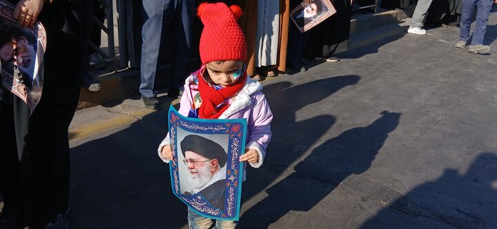 تصاویر راهپیمایی مردم مشهد در محکومیت اقدامات اغتشاش گران