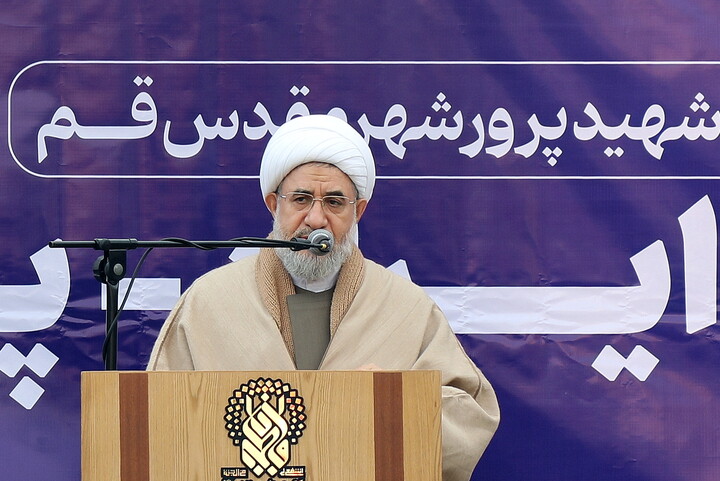 تصاویر/راهپیمایی باشکوه مردم قم بر علیه تروریسم صهیونی آمریکایی