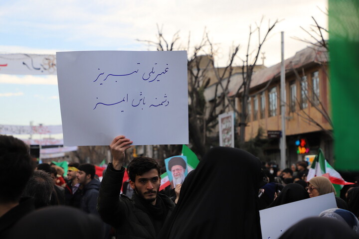 تصاویر/ خروش مردم تبریز در حمایت از جمهوری اسلامی ایران