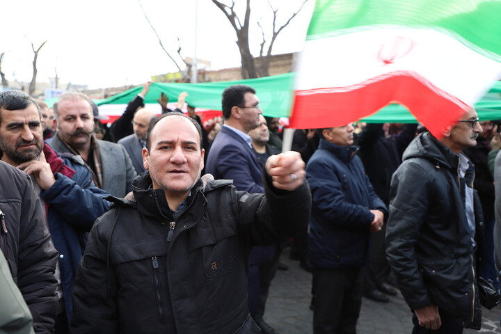 تصاویر/ خروش مردم تبریز در حمایت از جمهوری اسلامی ایران