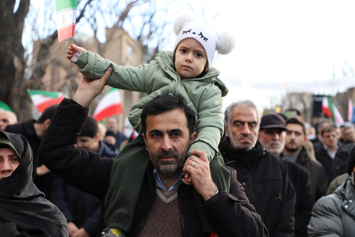 تصاویر/ خروش مردم تبریز در حمایت از جمهوری اسلامی ایران