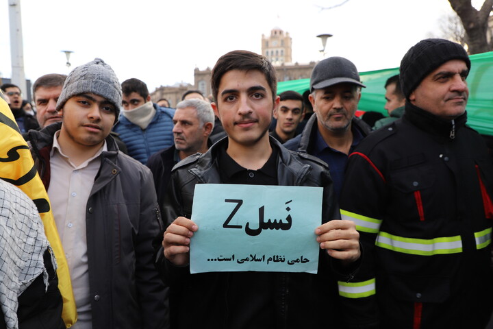 تصاویر/ خروش مردم تبریز در حمایت از جمهوری اسلامی ایران