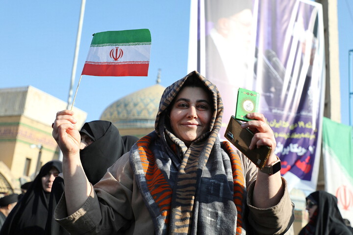 تصاویر/راهپیمایی باشکوه مردم قم بر علیه تروریسم صهیونی آمریکایی