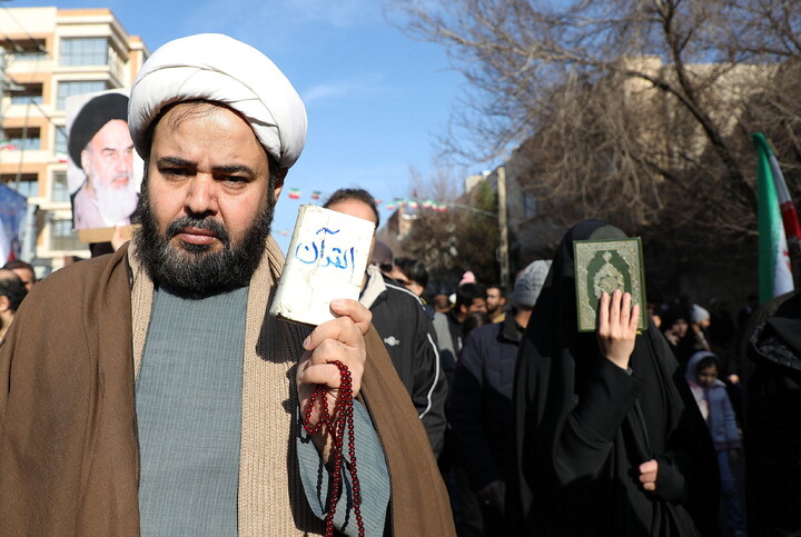 تصاویر/راهپیمایی باشکوه مردم قم بر علیه تروریسم صهیونی آمریکایی