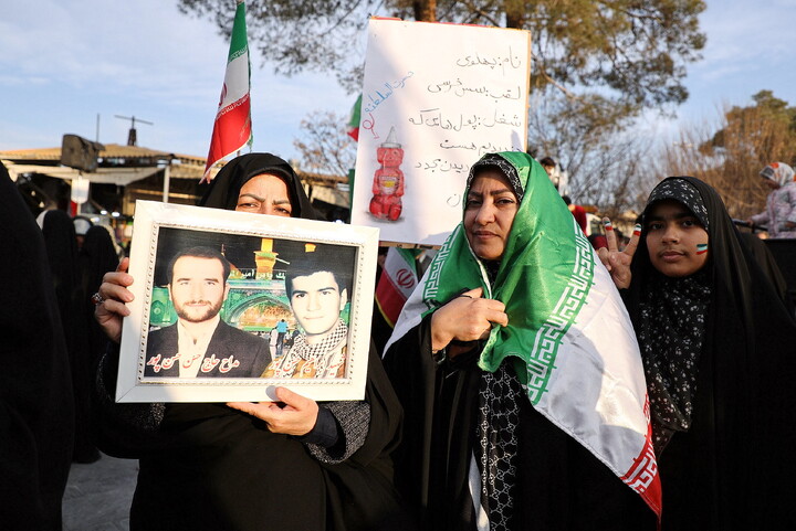 تصاویر/راهپیمایی باشکوه مردم قم بر علیه تروریسم صهیونی آمریکایی