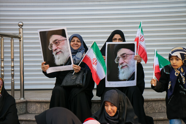 تصاویر/ حماسه آفرینی مردم قم در یوم الله 22 دی