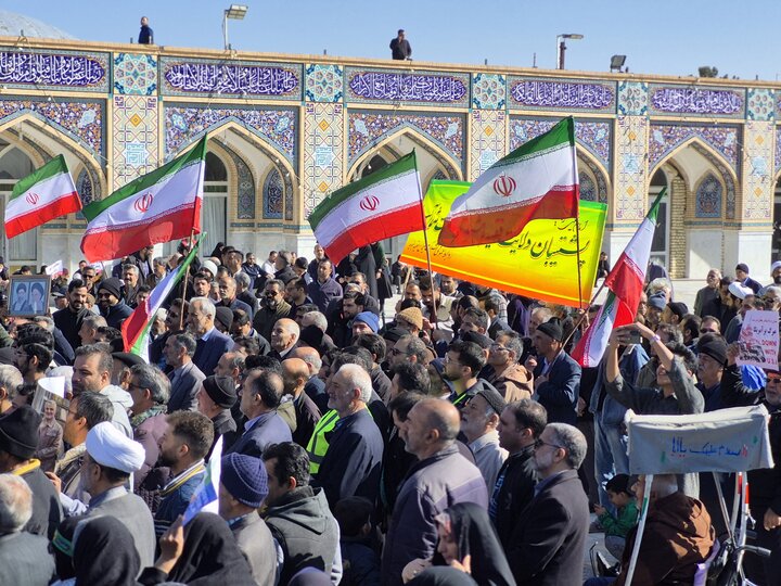 راهپیمایی پرشور مردم نائین در محکومیت حملات تروریستی اخیر