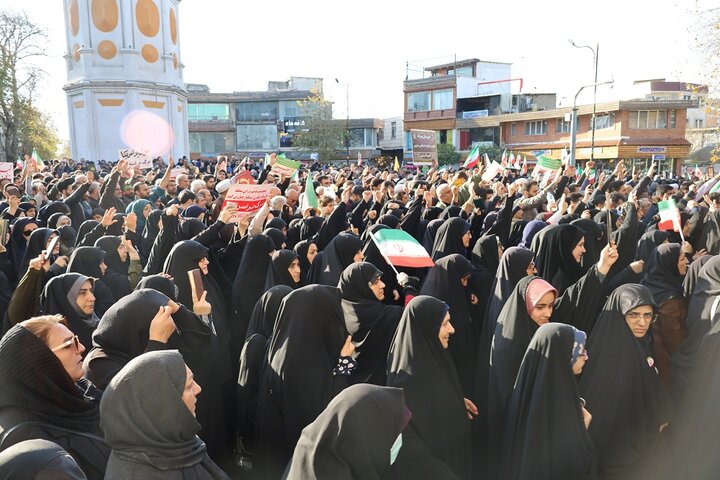 خروش مردم مرکز مازندران در راهپیمایی 22  دی