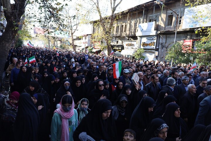 خروش مردم مرکز مازندران در راهپیمایی 22  دی