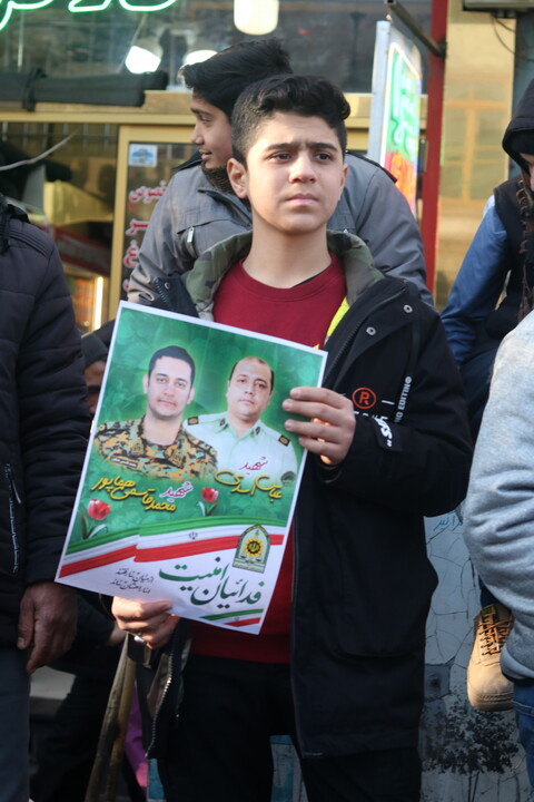 تصاویری از راهپیمایی پرشور مردم قم در محکومیت فتنه آمریکایی - صهیونی