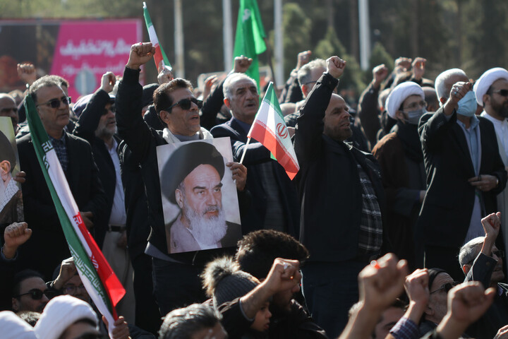 تصاویر/راهپیمایی باشکوه مردم بیرجند علیه تروریسم صهیونی آمریکایی