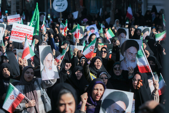 تصاویر/راهپیمایی باشکوه مردم بیرجند علیه تروریسم صهیونی آمریکایی