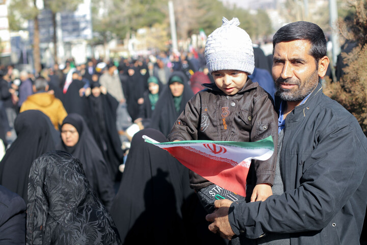 تصاویر/راهپیمایی باشکوه مردم بیرجند علیه تروریسم صهیونی آمریکایی