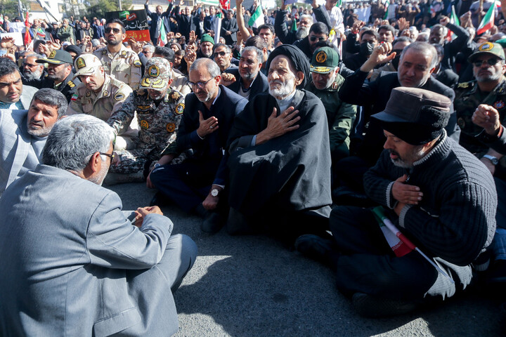 تصاویر/راهپیمایی باشکوه مردم بیرجند علیه تروریسم صهیونی آمریکایی