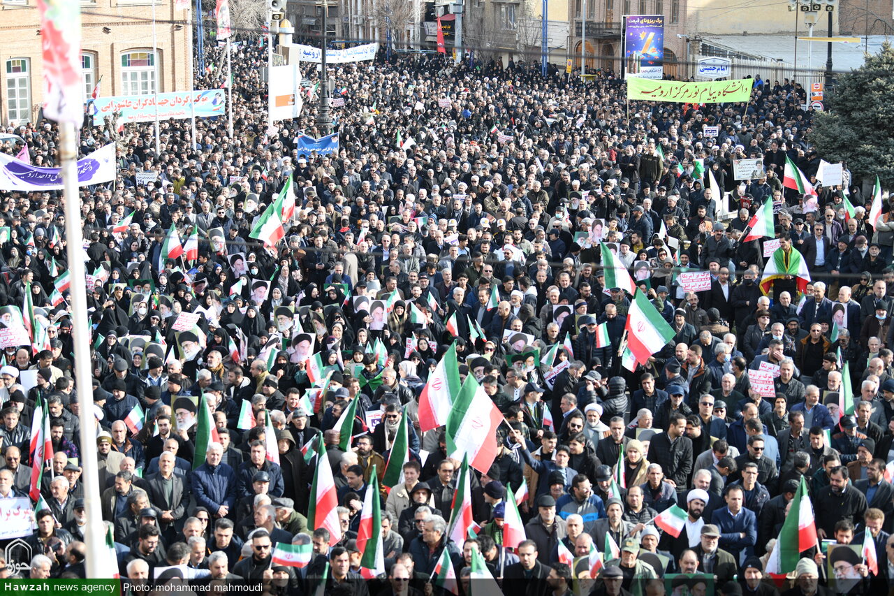 فیلم| مردم دیار باکری: «آذربایجان جانباز، خامنه‌ای دن آیرلماز»