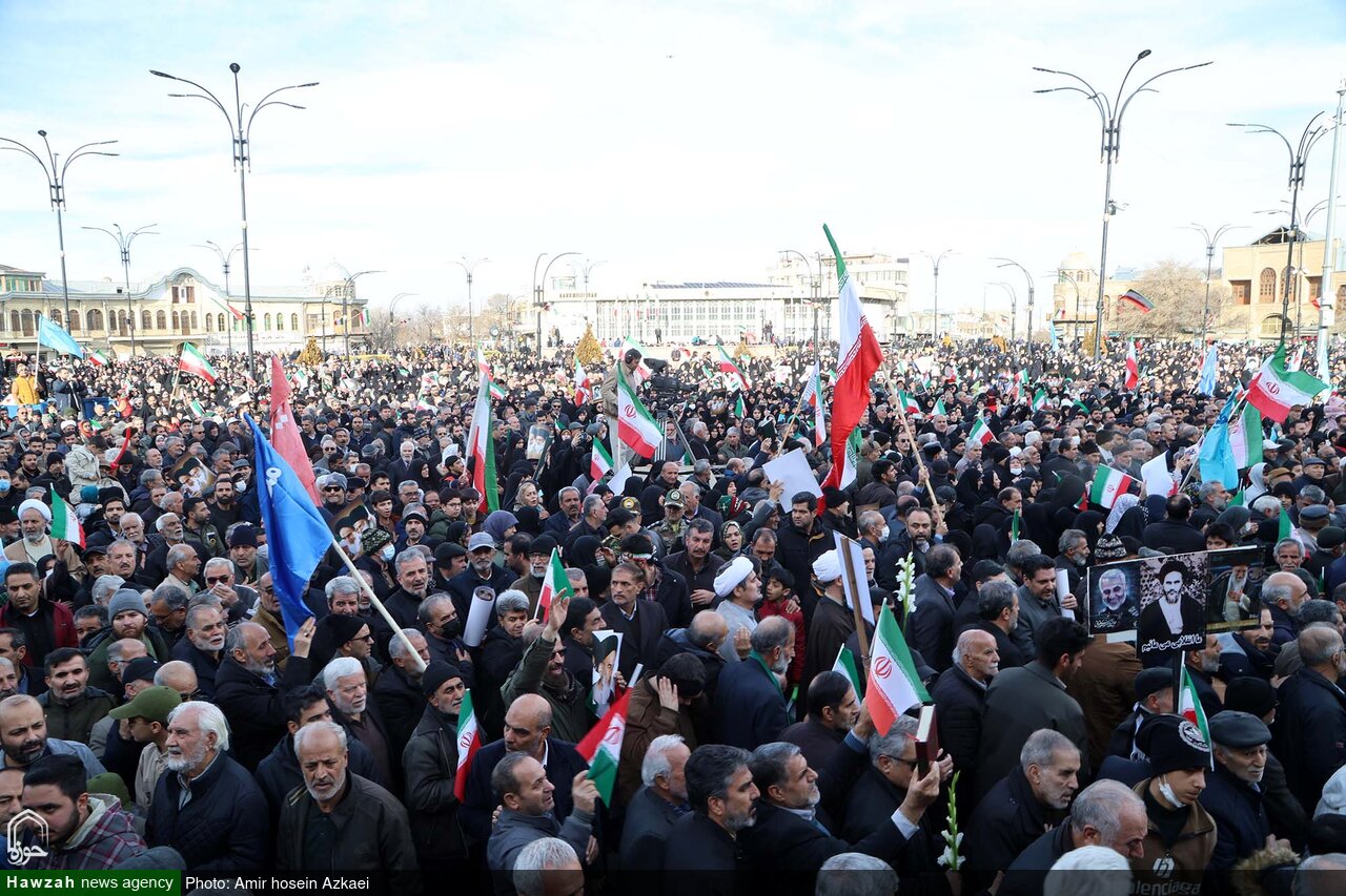 ۲۲ دی‌ماه، نماد بیداری اسلامی و تبلور غیرت و عزت ملت ایران است