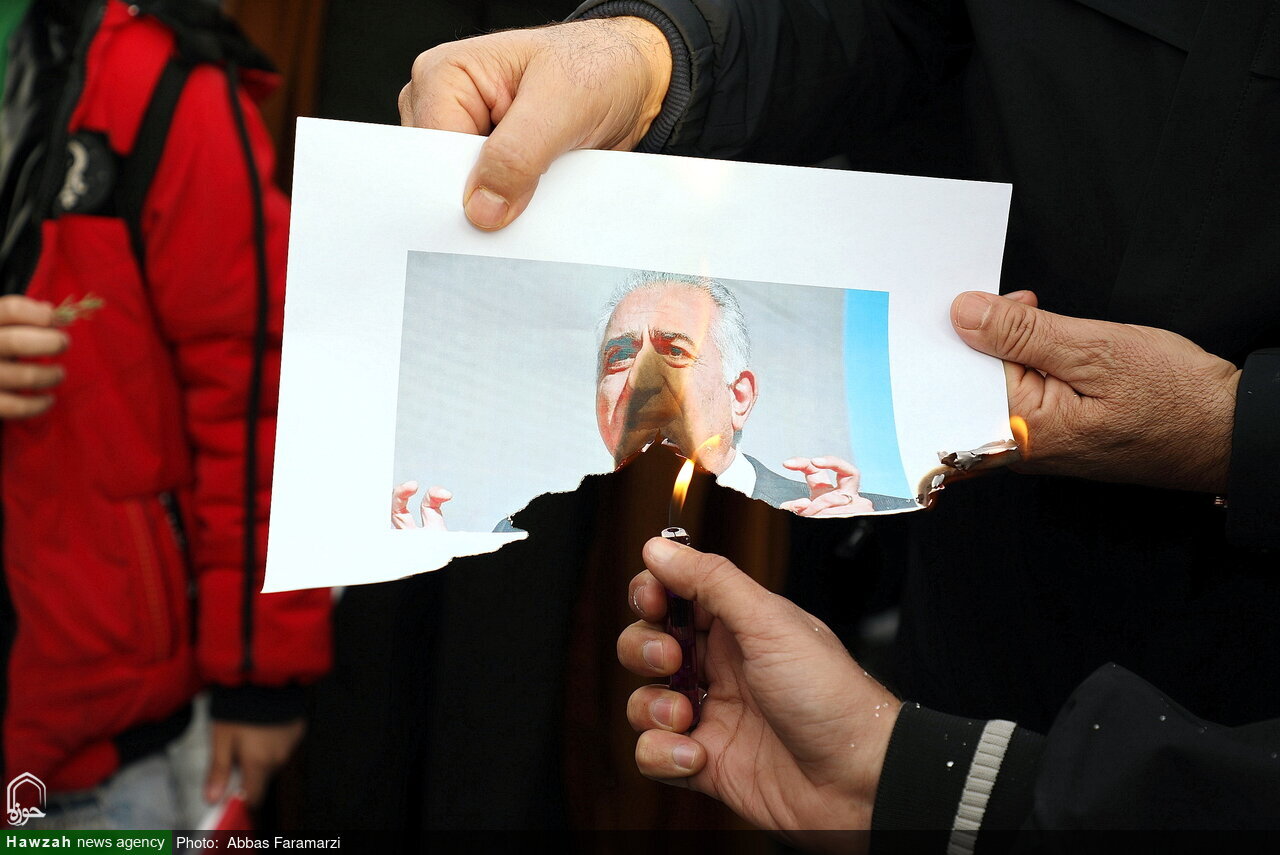 ملحمة شعبية في مدينة قم لإدانة المثيرين للشغب + فيديو وصور