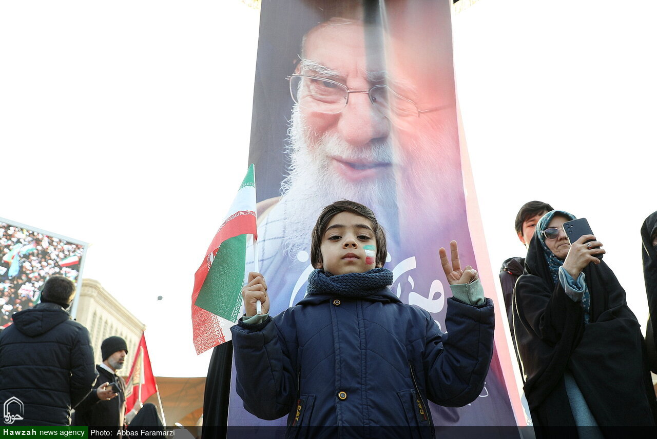 ملحمة شعبية في مدينة قم لإدانة المثيرين للشغب + فيديو وصور