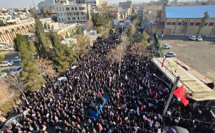 تصاویر/ راهپیمایی حماسی تاریخی و بی سابقه مردم کاشان در یوم الله ۲۲ دی