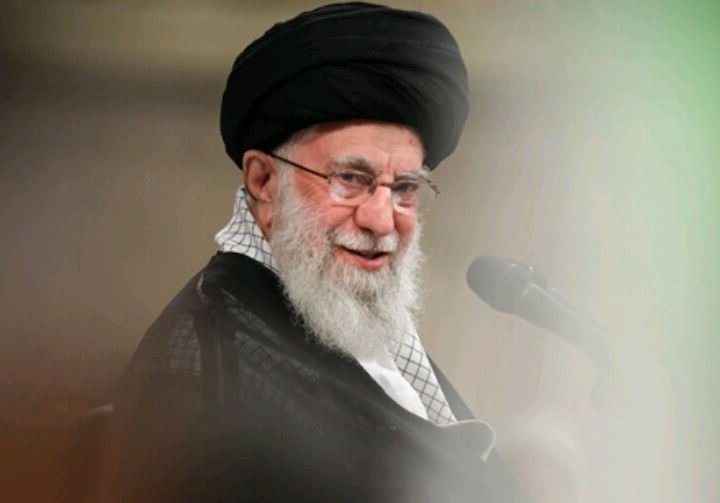 इस्लामी क्रांति के सुप्रीम लीडर का 12 जनवरी की देश व्यापी रैलीयो पर ईरान की बहादुर जनता को संदेश