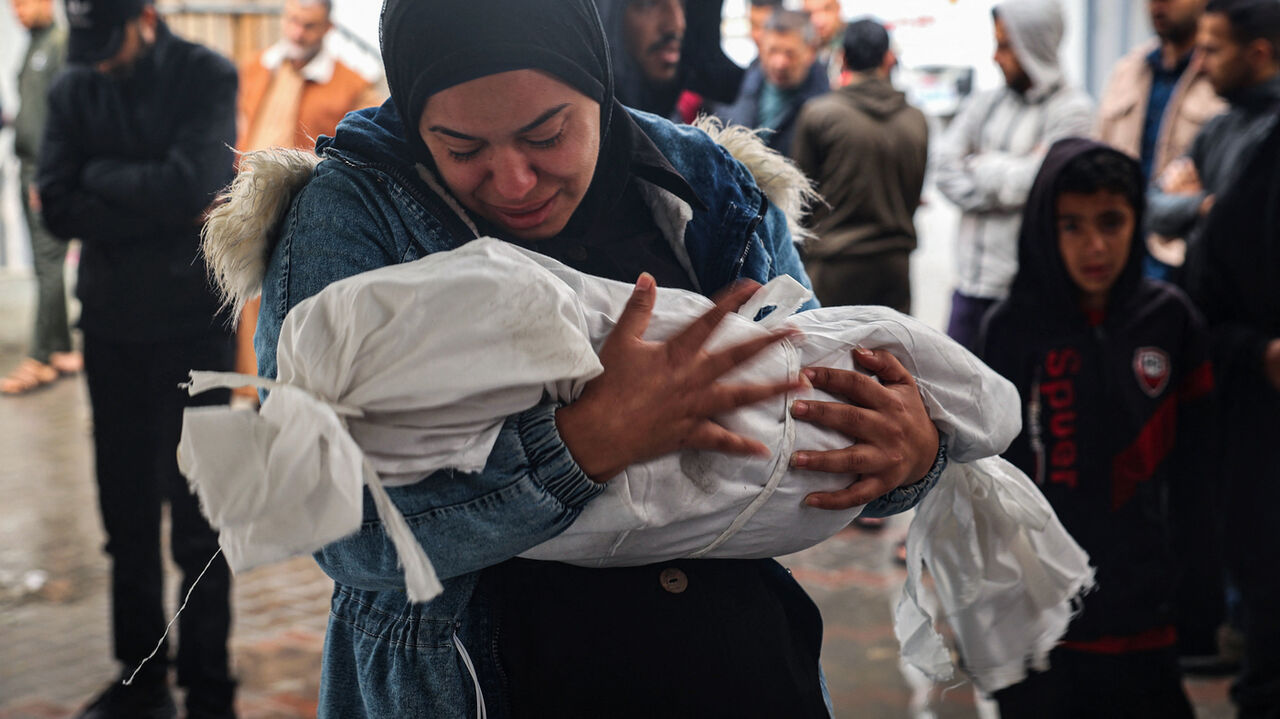 গাজার নিহতের সংখ্যা বেড়ে ৭১,৪১৯ জনে পৌঁছিয়েছে