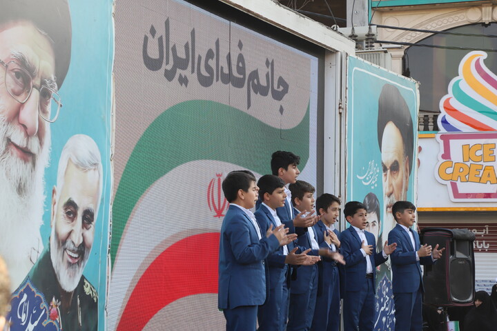 راهپیمایی پرشور مردم قم علیه اغتشاشگران
