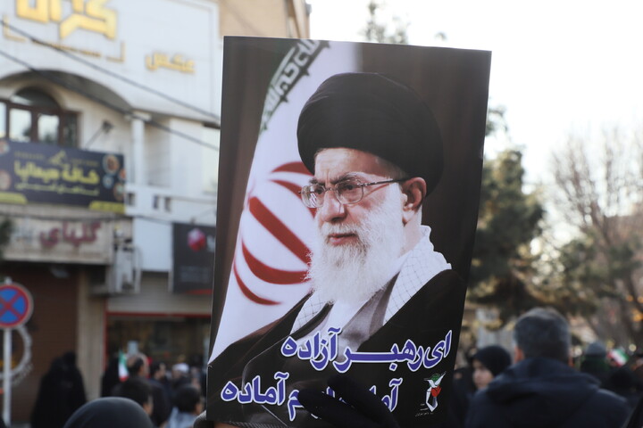 راهپیمایی پرشور مردم قم علیه اغتشاشگران
