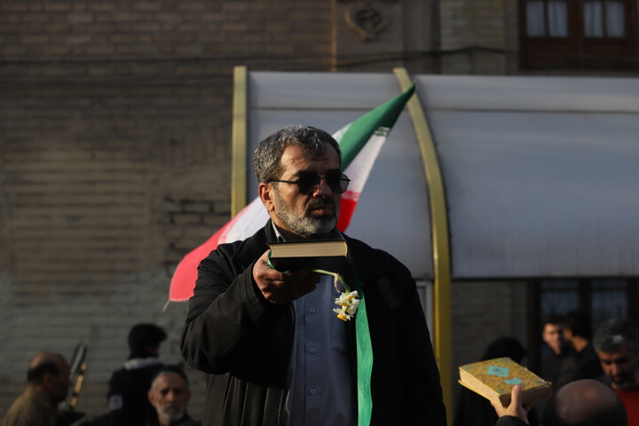 راهپیمایی پرشور مردم قم علیه اغتشاشگران
