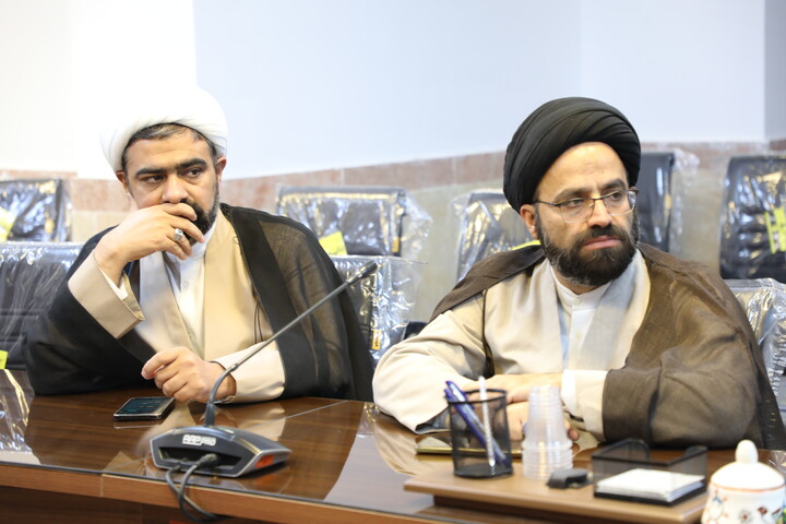 تصاویر/ جلسه بصیرتی با موضوع نقد قرآن بسندگی ویژه کادر مدارس یزد