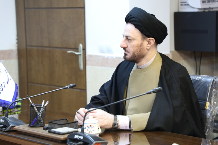 تصاویر/ جلسه بصیرتی با موضوع نقد قرآن بسندگی ویژه کادر مدارس یزد