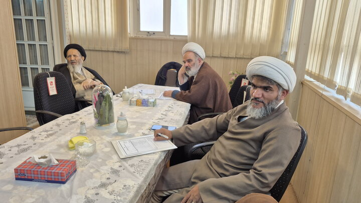 تصاویر/ آزمون مصاحبه ارتقای مجوز حکم تدریس سطوح عالی حوزه در کاشان