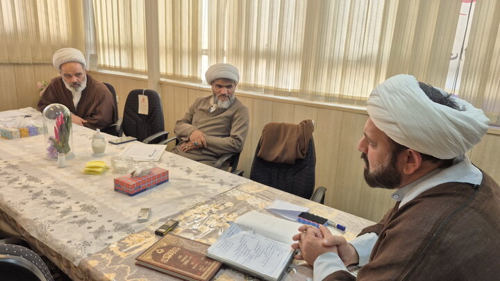 تصاویر/ آزمون مصاحبه ارتقای مجوز حکم تدریس سطوح عالی حوزه در کاشان