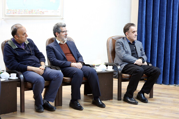 تصاویر/ دیدار رئیس دانشگاه علوم پزشکی قم با آیت الله اعرافی