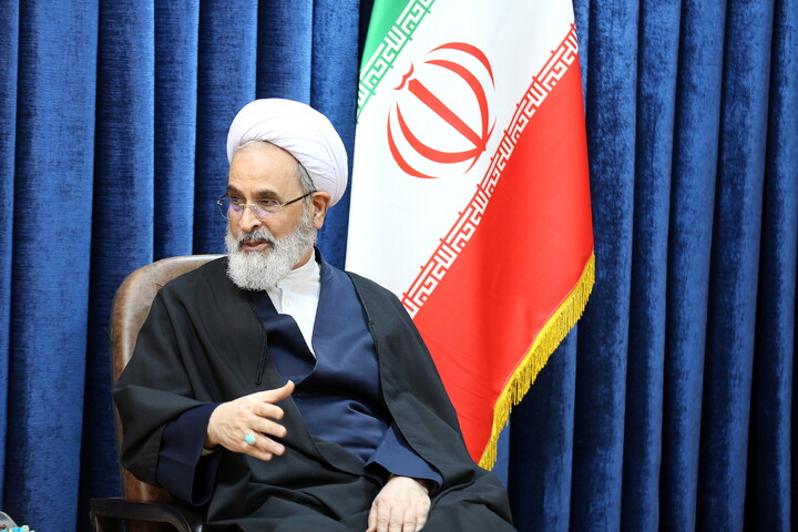 تصاویر/ دیدار رئیس دانشگاه علوم پزشکی قم با آیت الله اعرافی