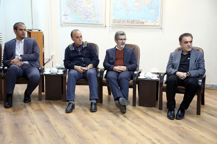 تصاویر/ دیدار رئیس دانشگاه علوم پزشکی قم با آیت الله اعرافی