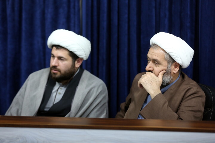 تصاویر/ نشست شورای علمی کنگره امناء الرسل