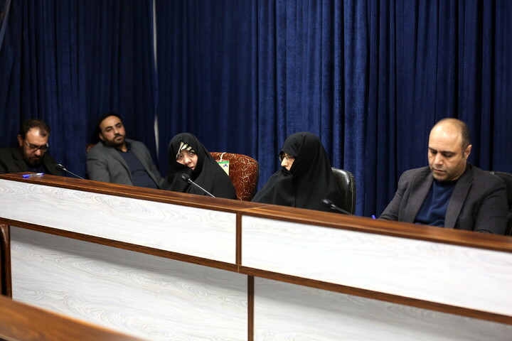 تصاویر/ نشست شورای علمی کنگره امناء الرسل