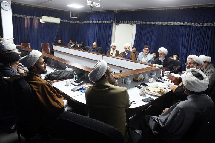 تصاویر/ نشست شورای علمی کنگره امناء الرسل