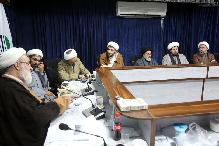 تصاویر/ نشست شورای علمی کنگره امناء الرسل