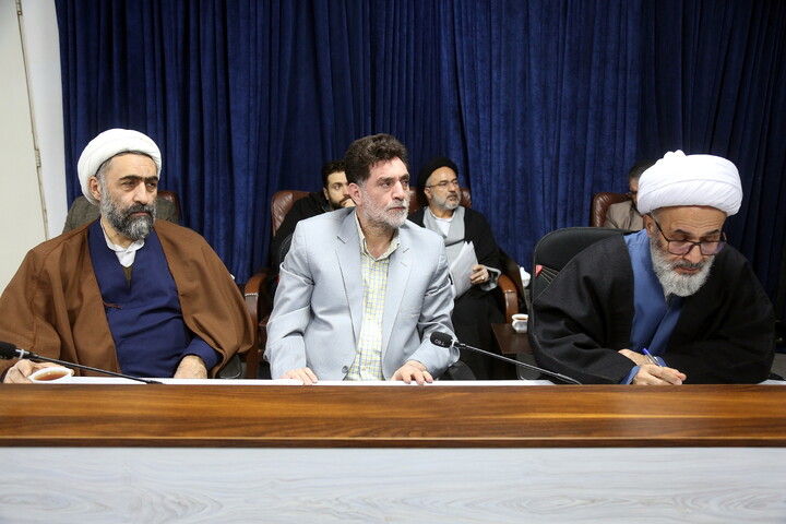 تصاویر/ نشست شورای علمی کنگره امناء الرسل