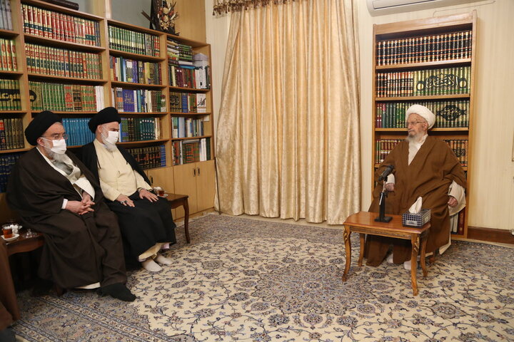 نقاب از چهره اغتشاشگران افتاده است / ضرورت تلاش دولت و مجلس برای مهار گرانی‌ها