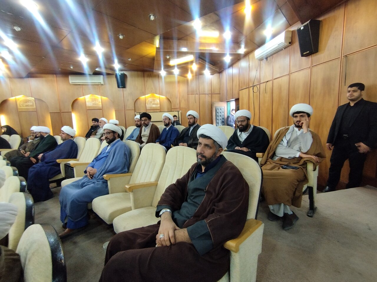 تصاویر/ نشست تبیینی حوادث اخیر در زاهدان