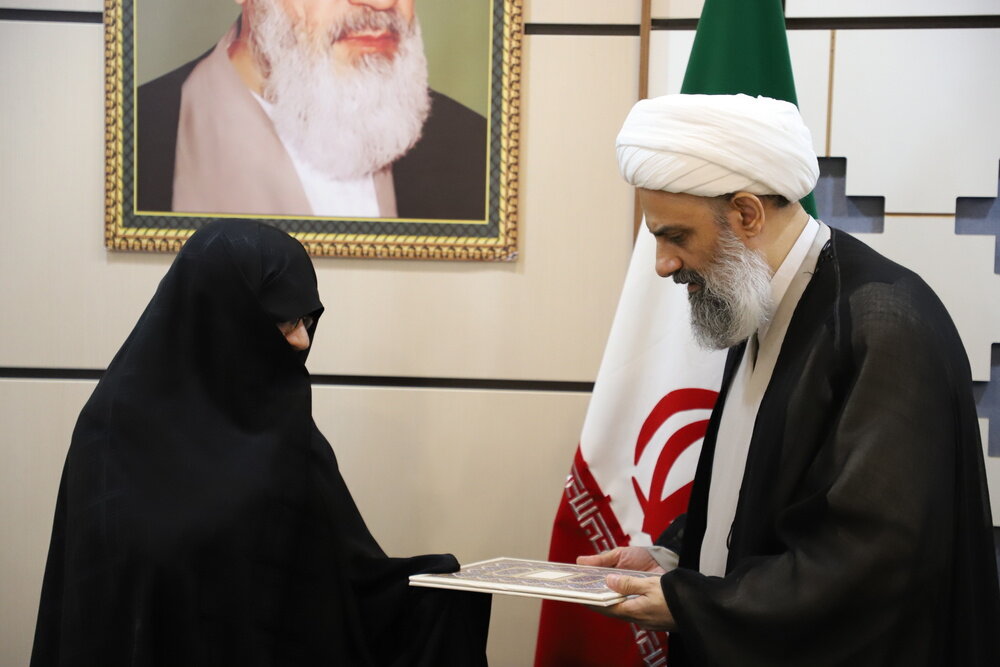 مدیر جدید حوزه‌ علمیه خواهران استان قم معرفی شد + تصاویر