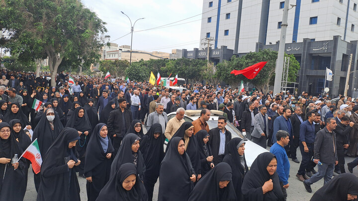 تصاویر/ تشییع پیکر دومین شهید مدافع امنیت در بوشهر