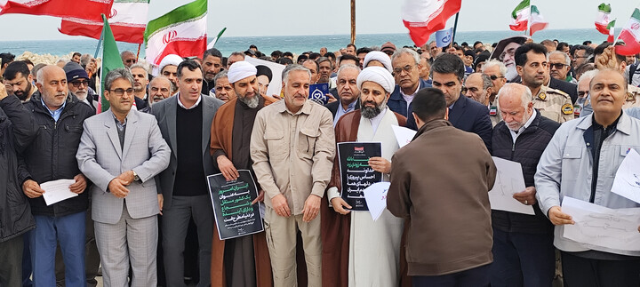 تصاویر/ راهپیمایی مردم خارگ علیه آشوبگران