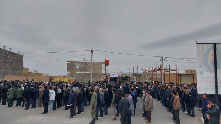 تصاویر / تشییع پیکر شهید محمود عباسی از شهدای امنیت