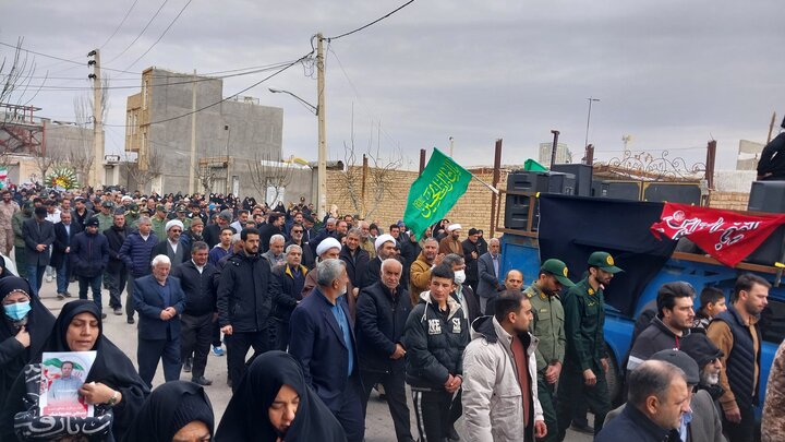 تصاویر / تشییع پیکر شهید محمود عباسی از شهدای امنیت